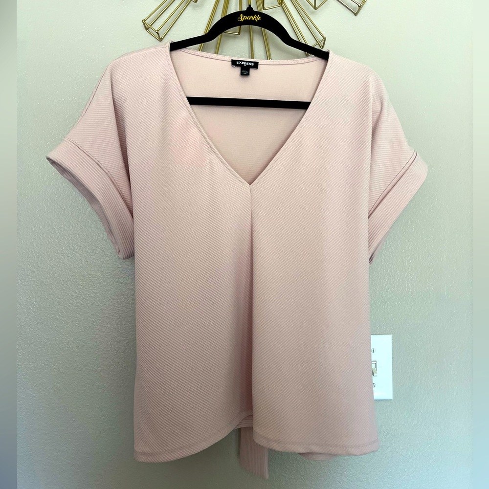Express pale pink size Medium top